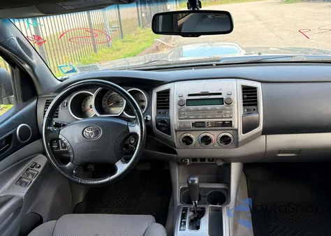 2011 Toyota Tacoma V6 from USA, damaged, VIN 5TFMU4FN4BX001307